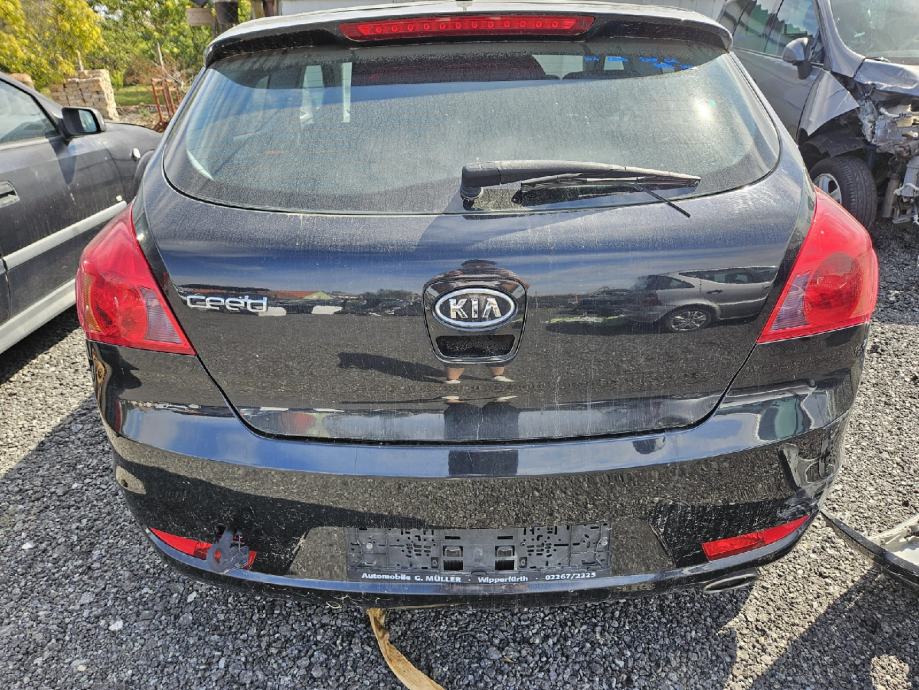 Kia ceed 2009 gepek vrata