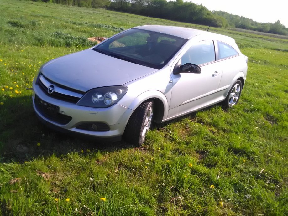 Opel Astra H gtc 1,6i16v dijelovi