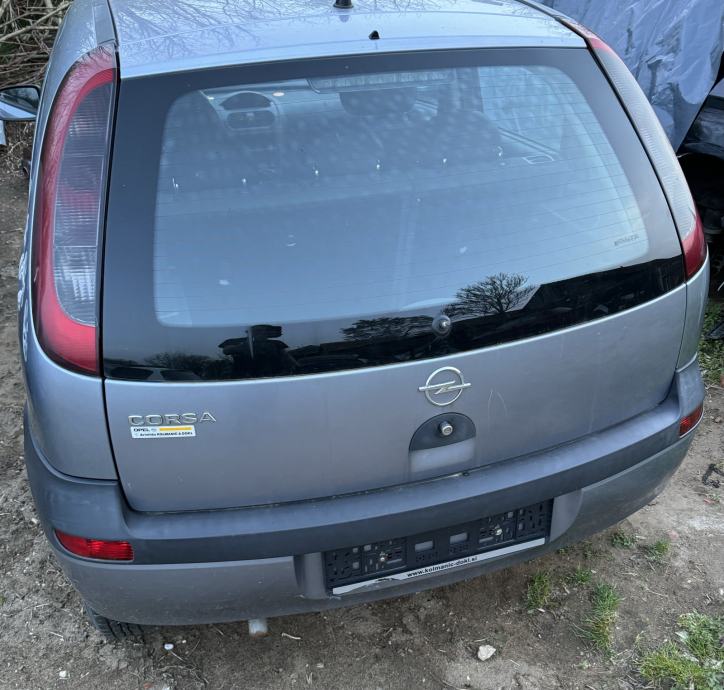 Opel Corsa C Bunker