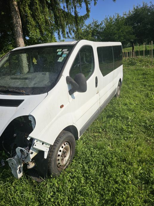 Opel Vivaro dijelovi limarije i mehanike