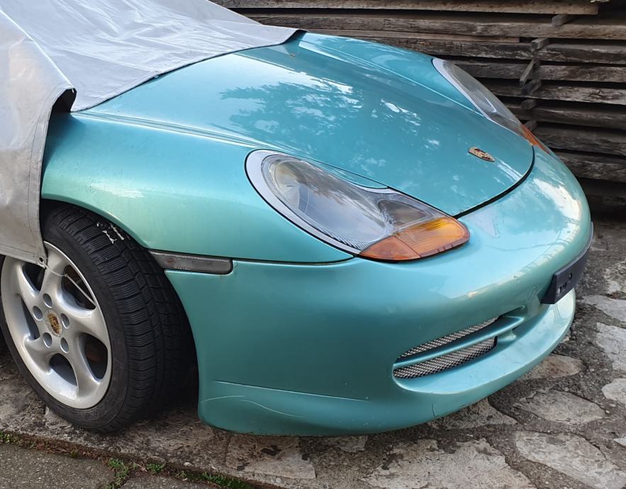 PORSCHE CARRERA 996 PREDNJI KRAJ BEZ BRANIKA