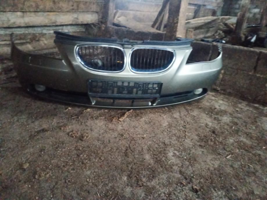 Prednji branik Bmw e60