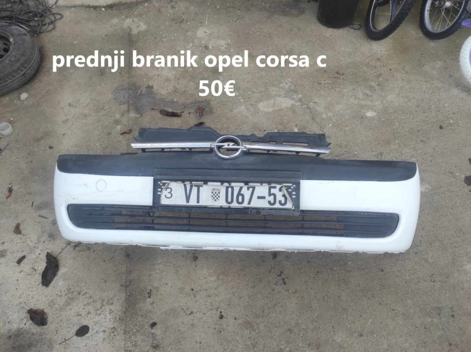 prednji branik opel corsa c