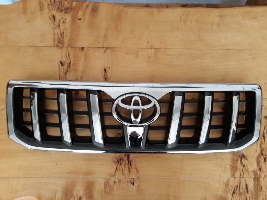 Toyota Land Cruiser 2003-2008 maska