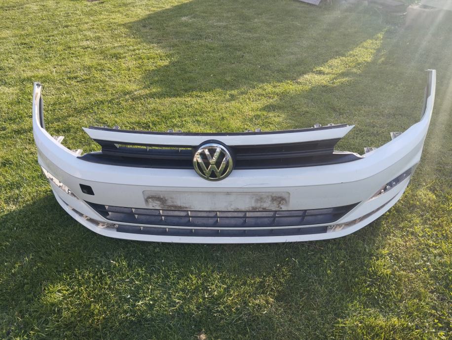 VW POLO 2019. PREDNJI BRANIK PRODAJEM