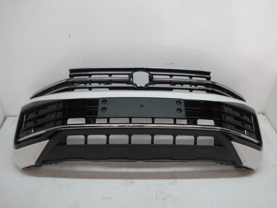 VW TOUAREG 760 24 GODIN LIFT  6 PDC  XENON LED