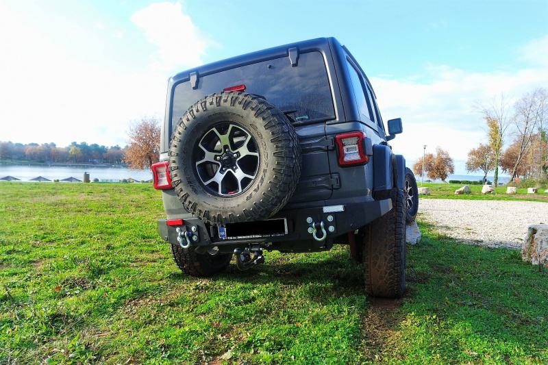 BRANIK ZADNJI ZA JEEP WRANGLER JL