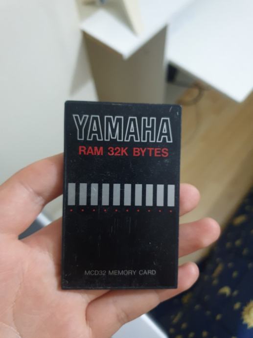 Yamaha v50 ram kartica