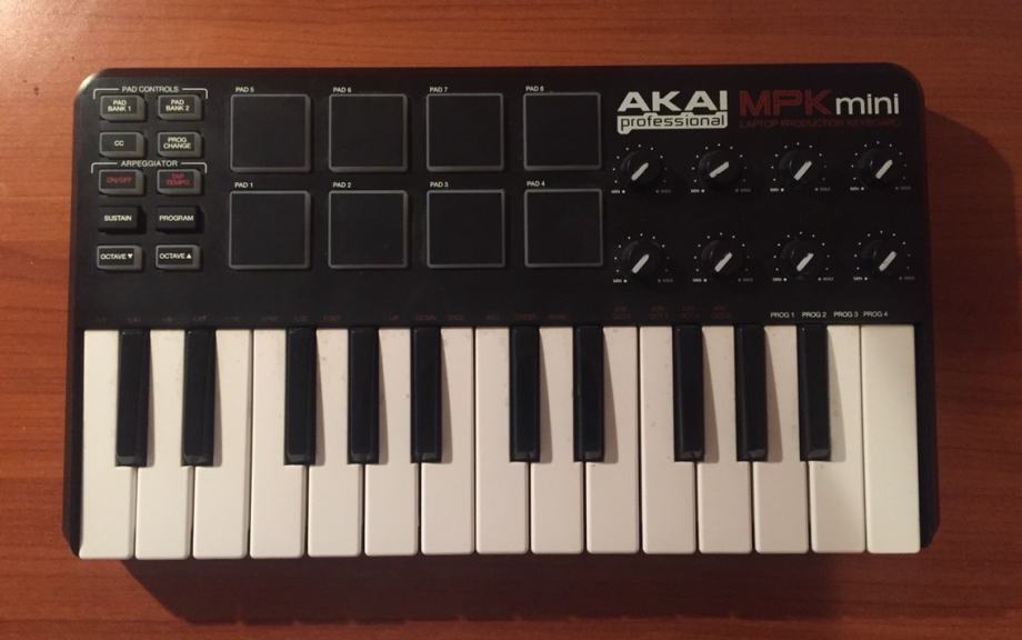 Akai mpk mini deals cijena