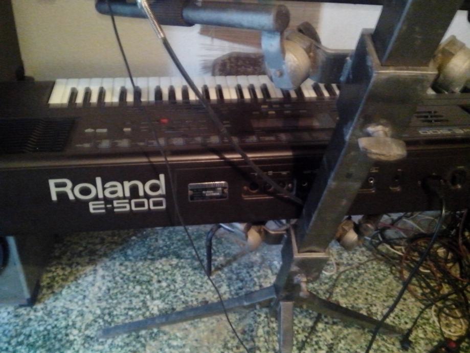 ARANŽER ROLAND E500 PRODAJEM MJENJAM