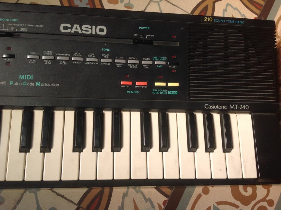 Vintage Casio MT-240 キーボード MIDIシンセサイザー 再入荷