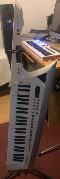 Keytar Roland ax-edge