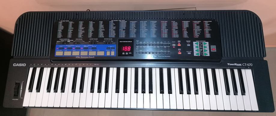 Klavijatura Casio Tone Bank CT-670