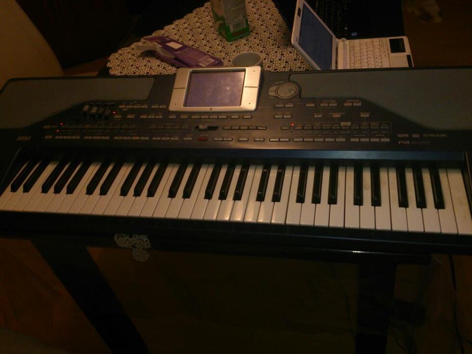 korg pa 800