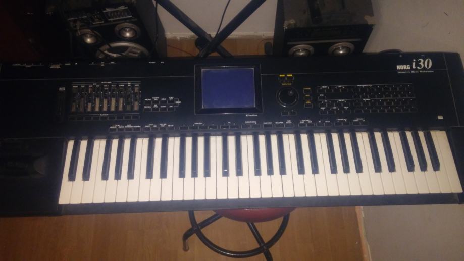 Korg i30