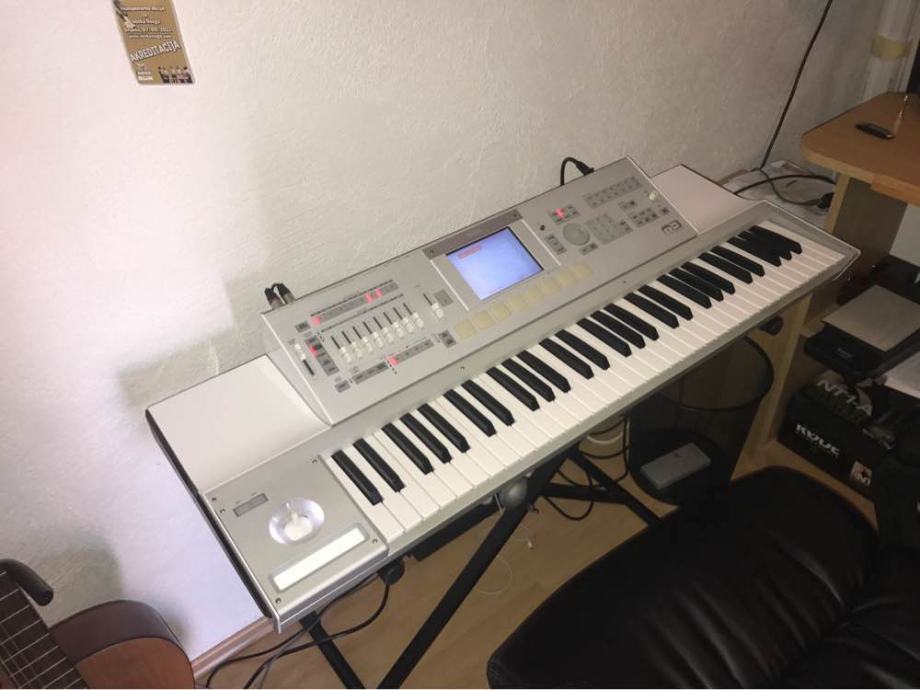 Korg m3