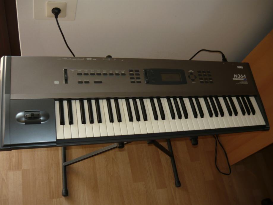 Korg N 364 music workstation