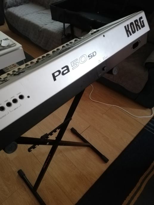 Korg Pa50SD