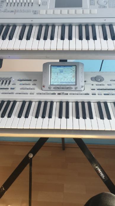 Korg pax2