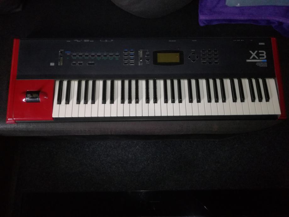 KORG X3