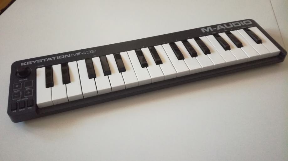 M_Audio midi keystation 32