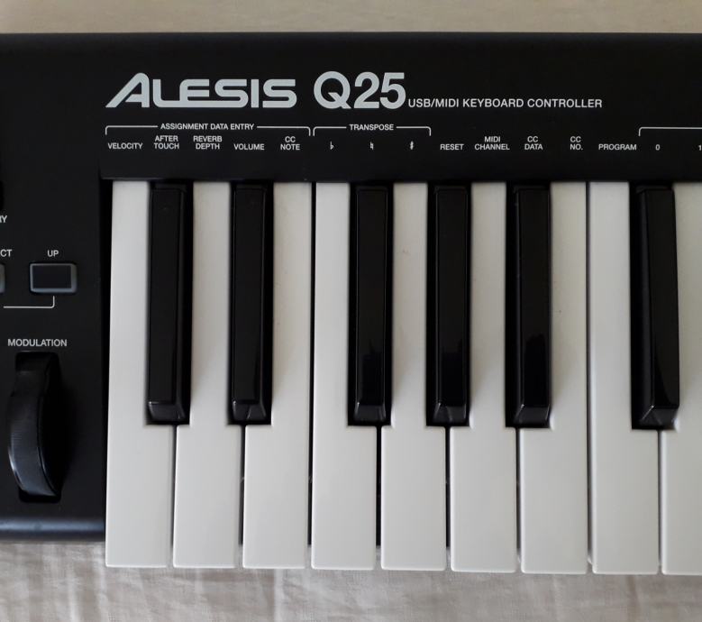 Midi klavijature alesis i midiman