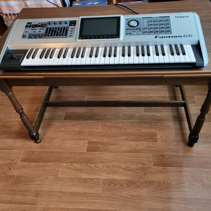 Roland Fantom G6