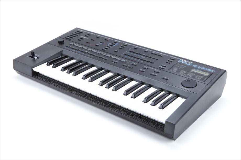 Roland PRO-E Intelligent Arranger