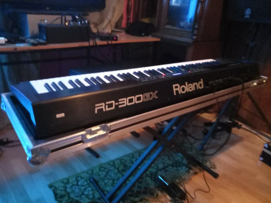 Roland RD 300 gx