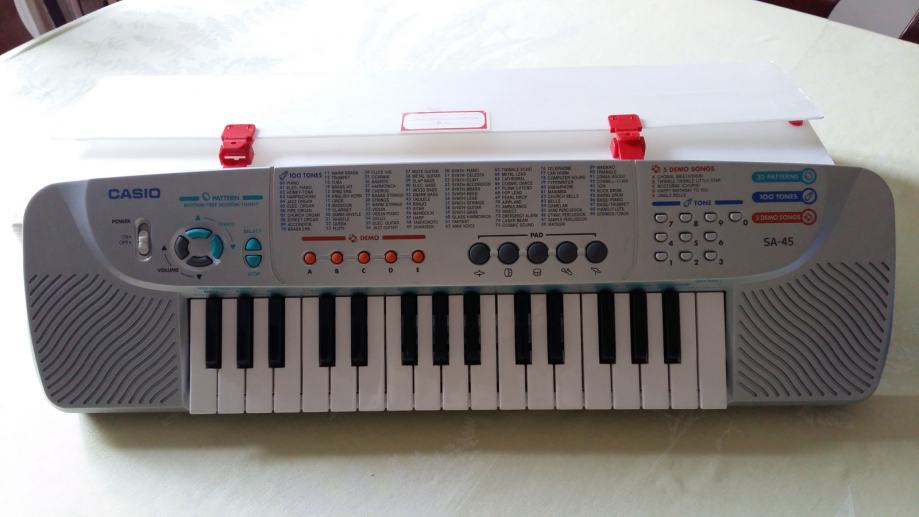 Sintisajzer Casio SA-45