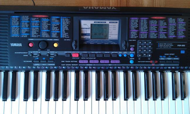 YAMAHA PSR-220 - PRODANO