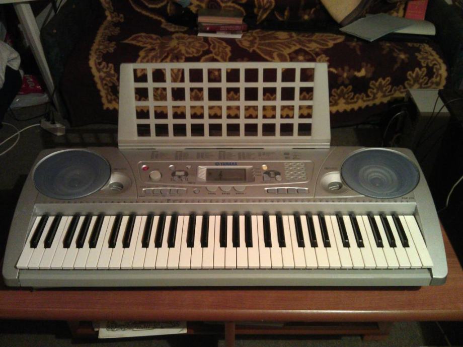 Yamaha PSR 275