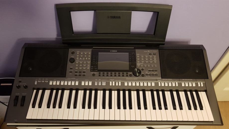 Yamaha psr S 770