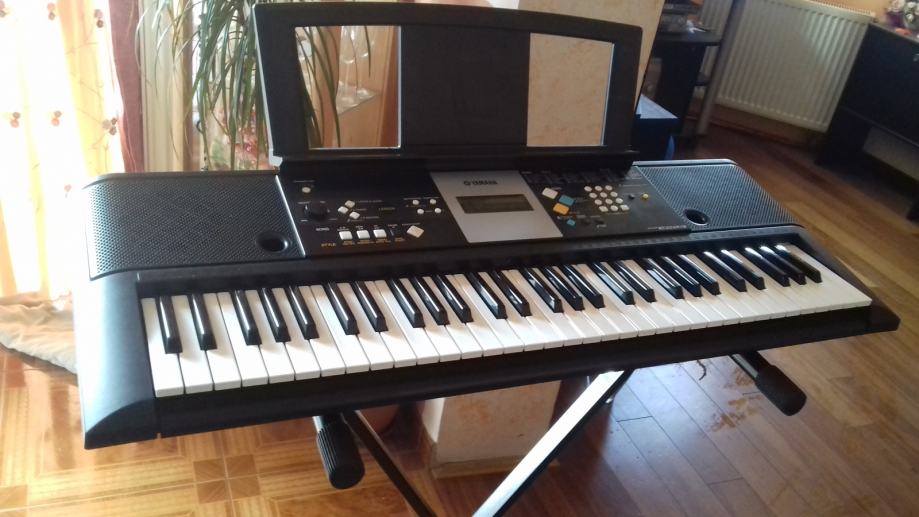 Yamaha PSR E223