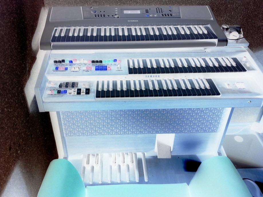 アウトレット商品 【YAMAHA】 PSR-E303 電子ピアノ PSR-E303 - 楽器・機材