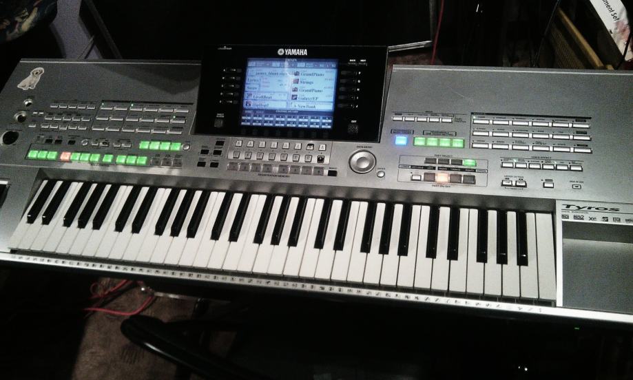 yamaha Tyros 1