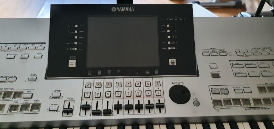 YAMAHA TYROS 3