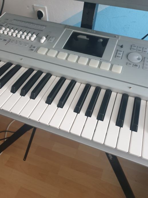 Korg m3