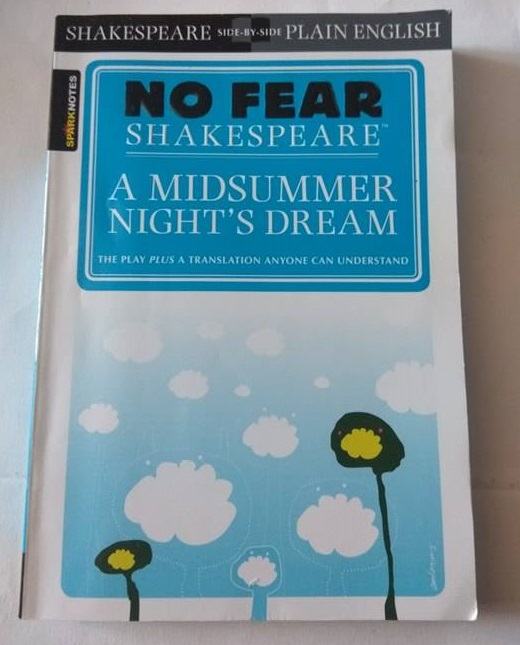 A Midsummer Night's Dream (No Fear Shakespeare Series)