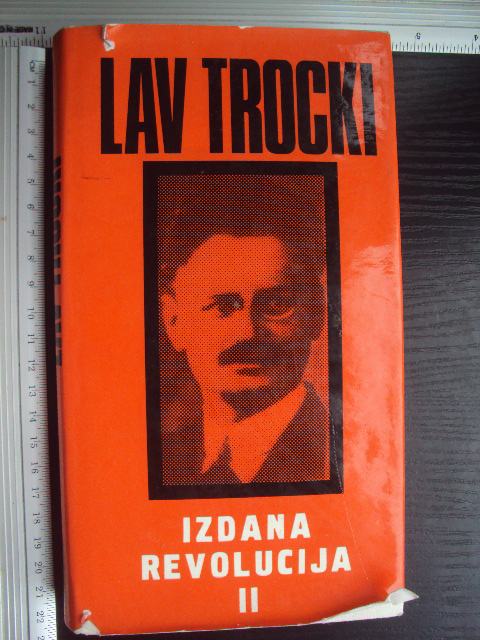 Izdana revolucija - Lav Trocki