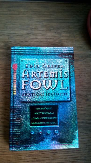 ARTEMIS FOWL - ARKTIČKI INCIDENT - Eoin Colfer