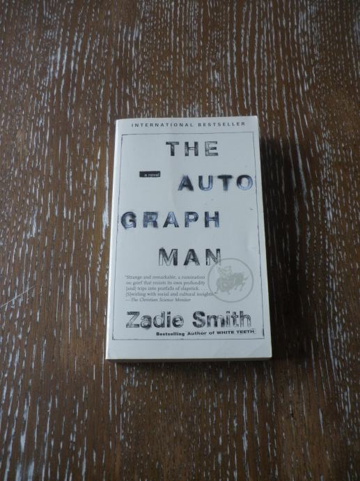 Zadie Smith - THE AUTOGRAPH MAN