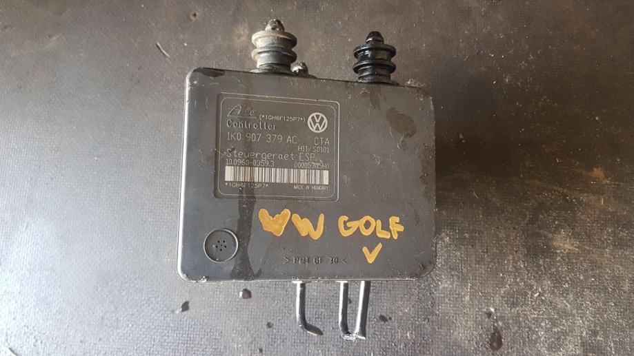 VW Golf V centrala abs  1K0 614 517 AE 1K0 907 379 AC