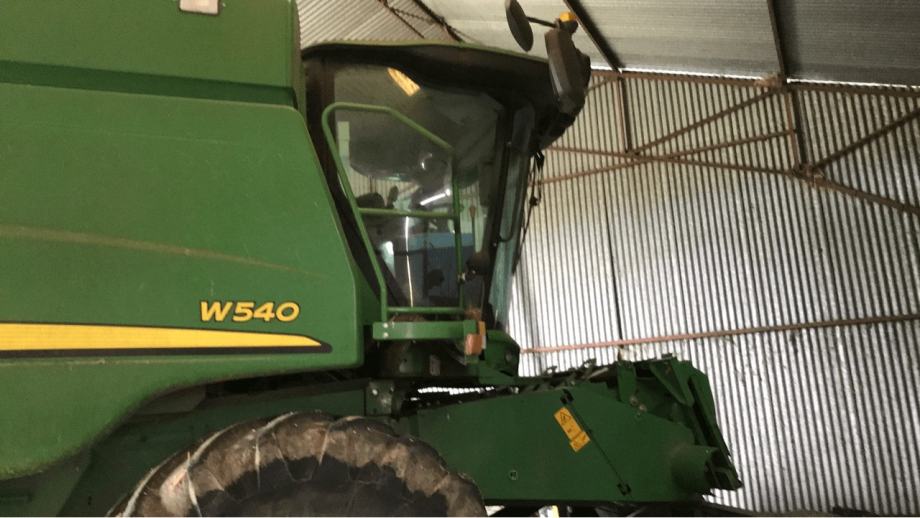 John Deere W540