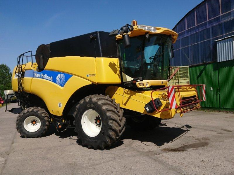 New Holland CX 880