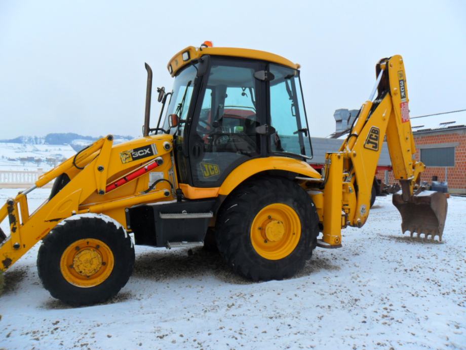 jcb 3cx model history