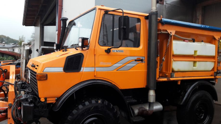 Unimog 1200