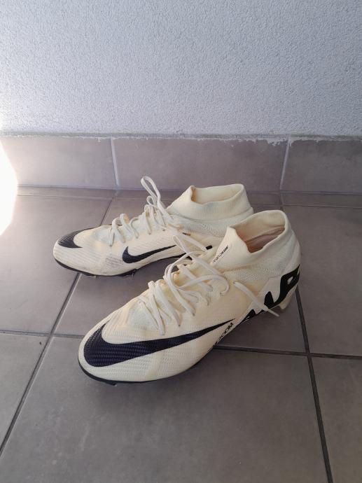 KOPACKE NIKE ZOOM SUPERFLY 9Elite pro. Top stanje 60€