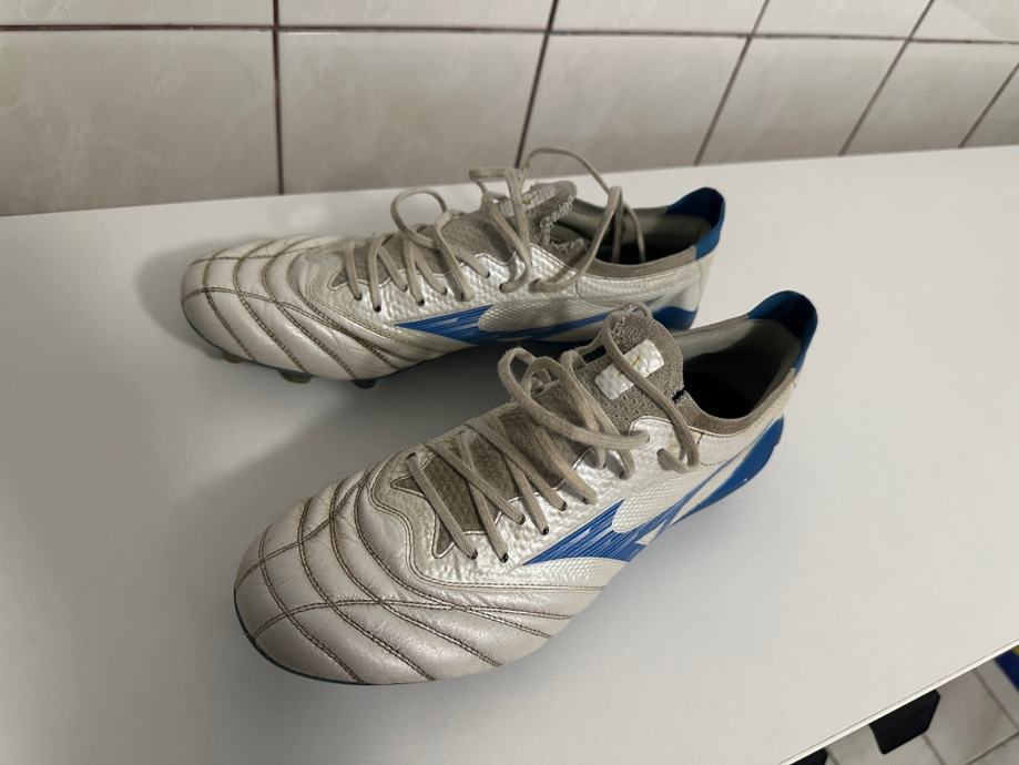 Mizuno Morelia Neo Beta IV 42