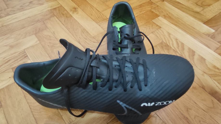 Kopačke NIKE ZOOM VAPOR 15 ACADEMY FG/MG broj 45,5